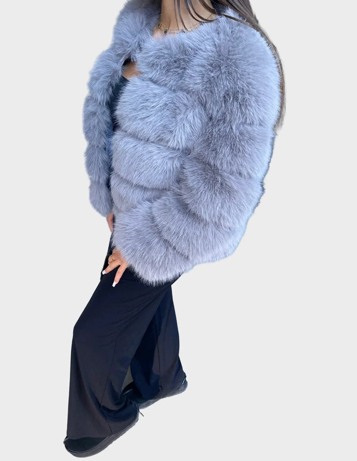 Amira -  Elegantna jakna od umjetnog krzna