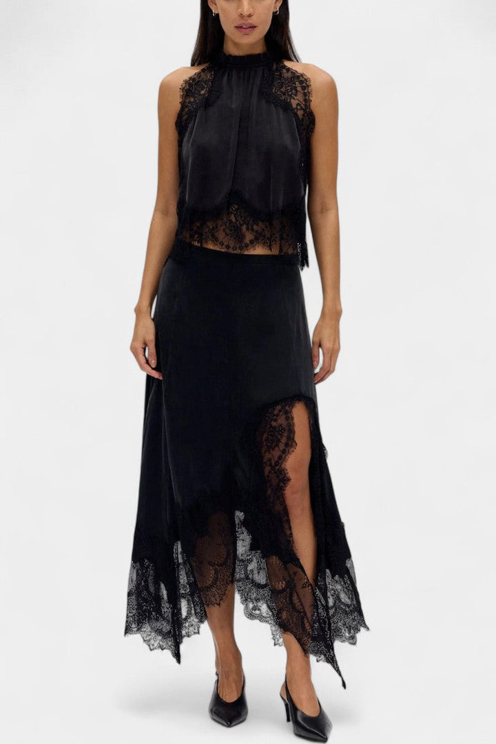 Nada Midi Suknja s Čipkastim Detaljima i Asimetričnom Porubom