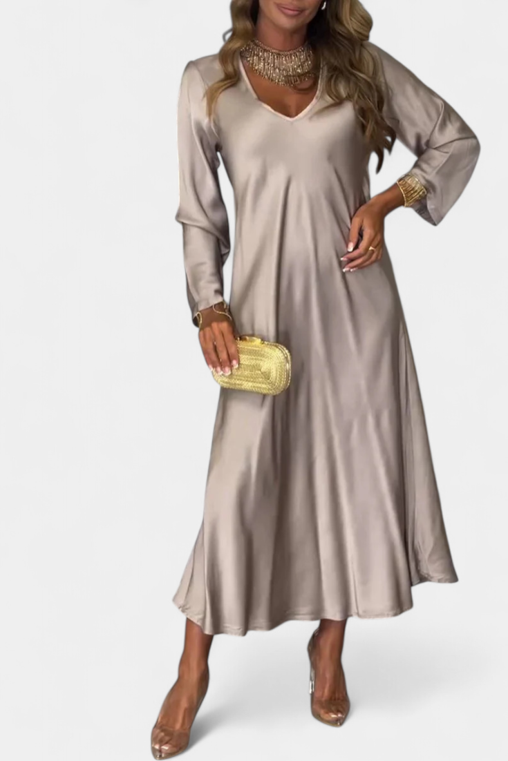 Martina Haljina Fluida s V Izrezom i Dugim Rukavima