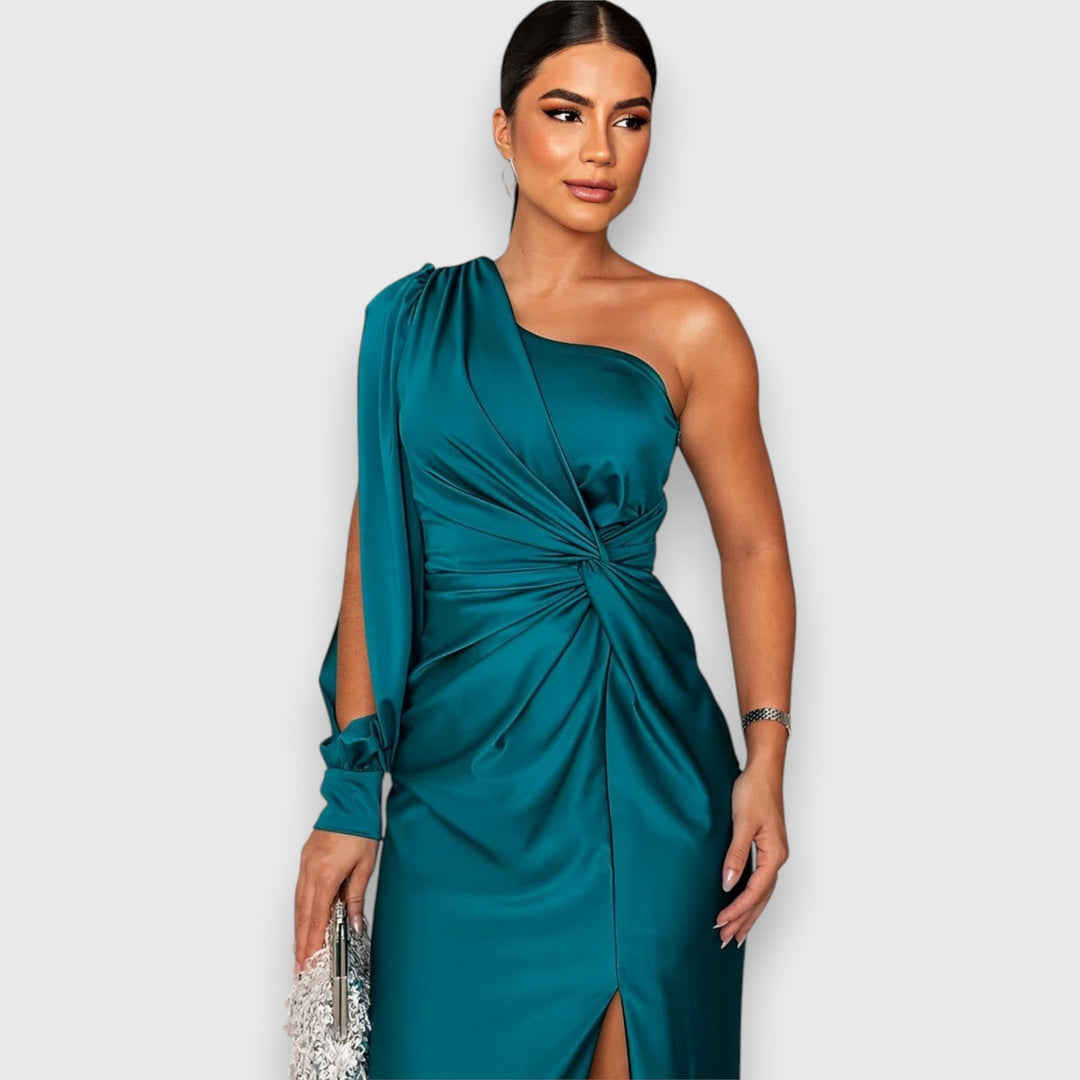 Vera – Elegantna i Moderna Haljina za Svaku Priliku